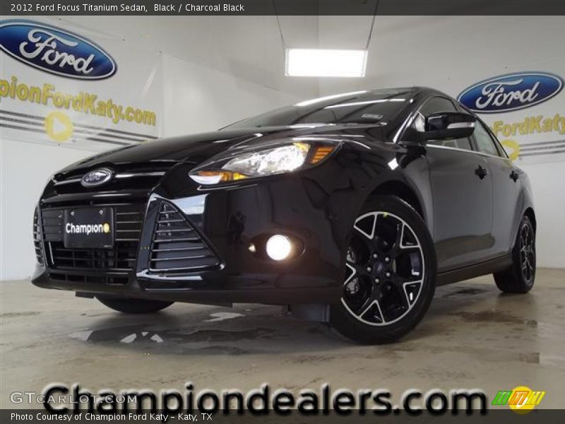 Black / Charcoal Black 2012 Ford Focus Titanium Sedan