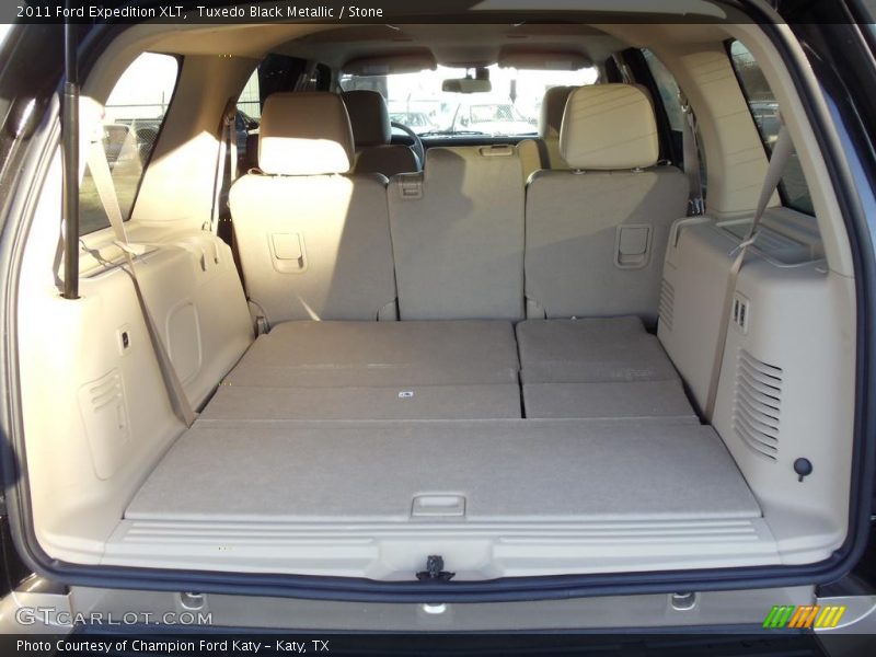 Tuxedo Black Metallic / Stone 2011 Ford Expedition XLT