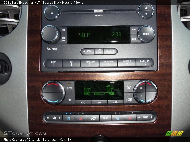 Tuxedo Black Metallic / Stone 2011 Ford Expedition XLT