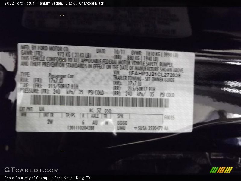 Black / Charcoal Black 2012 Ford Focus Titanium Sedan