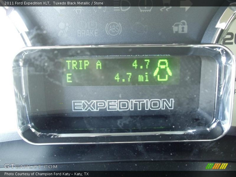 Tuxedo Black Metallic / Stone 2011 Ford Expedition XLT