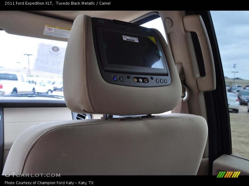 Tuxedo Black Metallic / Camel 2011 Ford Expedition XLT