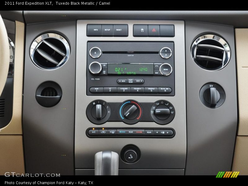 Tuxedo Black Metallic / Camel 2011 Ford Expedition XLT