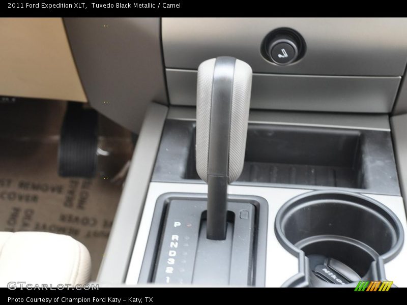 Tuxedo Black Metallic / Camel 2011 Ford Expedition XLT