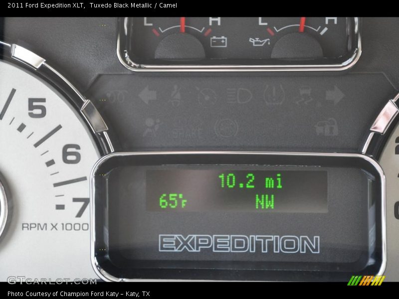 Tuxedo Black Metallic / Camel 2011 Ford Expedition XLT
