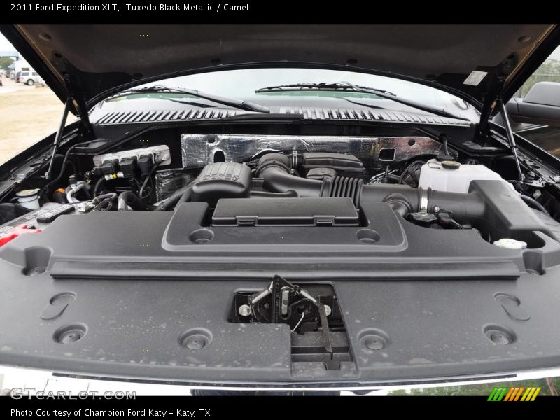 Tuxedo Black Metallic / Camel 2011 Ford Expedition XLT