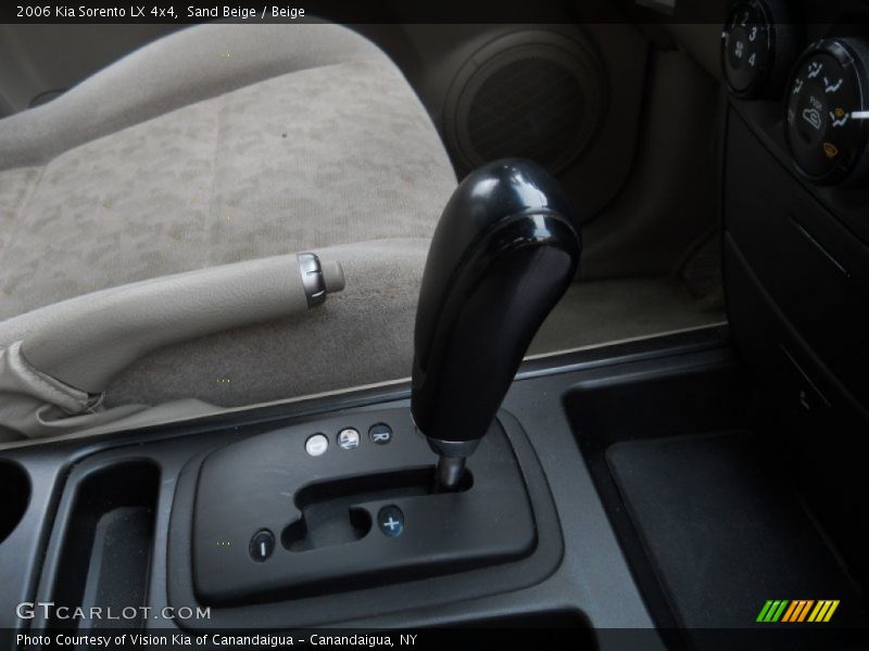 Sand Beige / Beige 2006 Kia Sorento LX 4x4