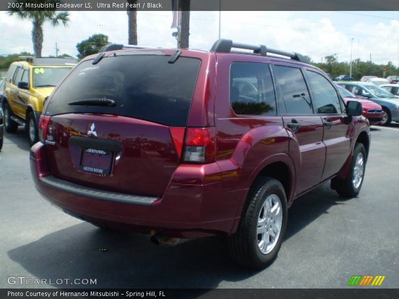 Ultra Red Pearl / Black 2007 Mitsubishi Endeavor LS