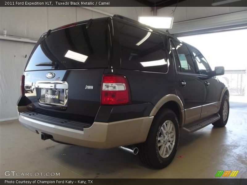 Tuxedo Black Metallic / Camel 2011 Ford Expedition XLT