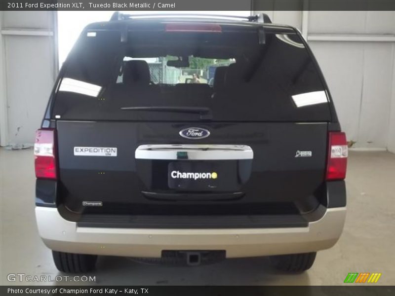 Tuxedo Black Metallic / Camel 2011 Ford Expedition XLT