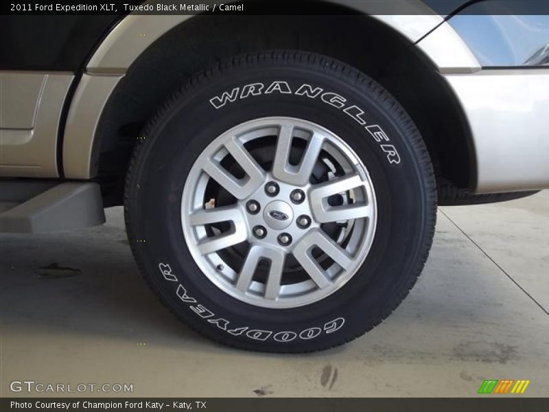 Tuxedo Black Metallic / Camel 2011 Ford Expedition XLT