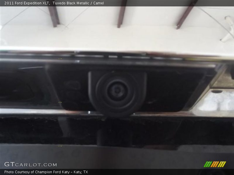 Tuxedo Black Metallic / Camel 2011 Ford Expedition XLT