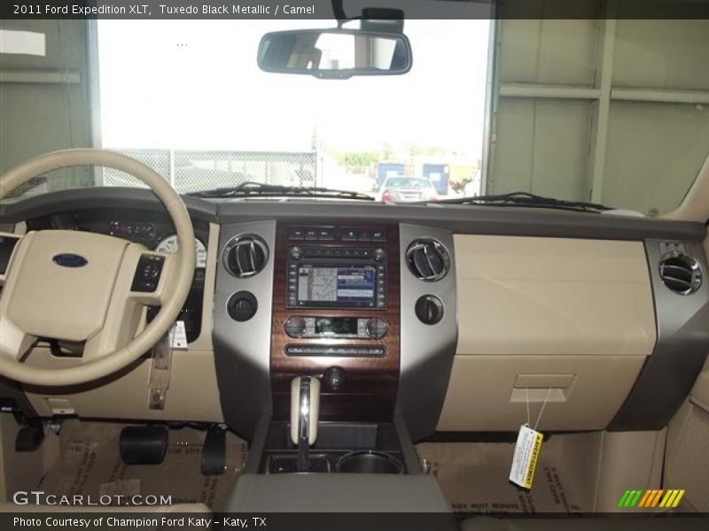 Tuxedo Black Metallic / Camel 2011 Ford Expedition XLT