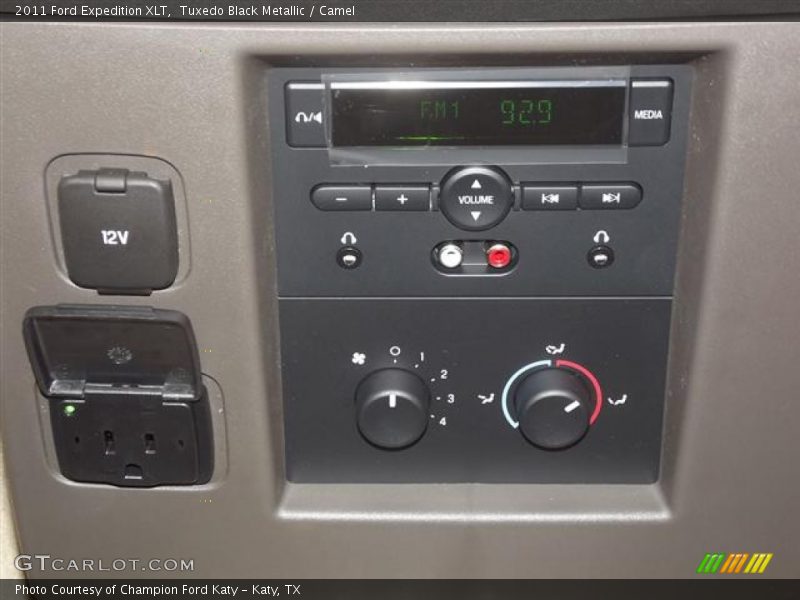 Tuxedo Black Metallic / Camel 2011 Ford Expedition XLT