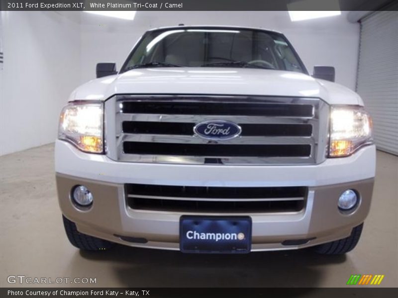 White Platinum Tri-Coat / Camel 2011 Ford Expedition XLT