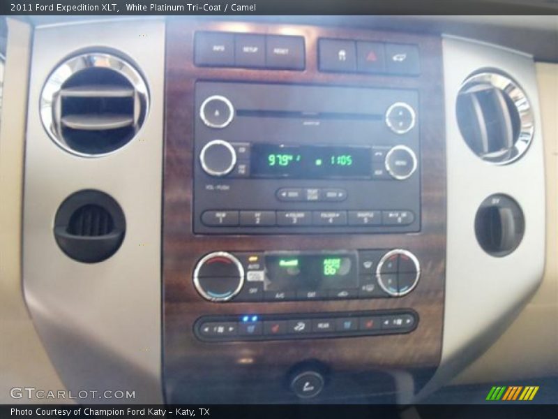 White Platinum Tri-Coat / Camel 2011 Ford Expedition XLT
