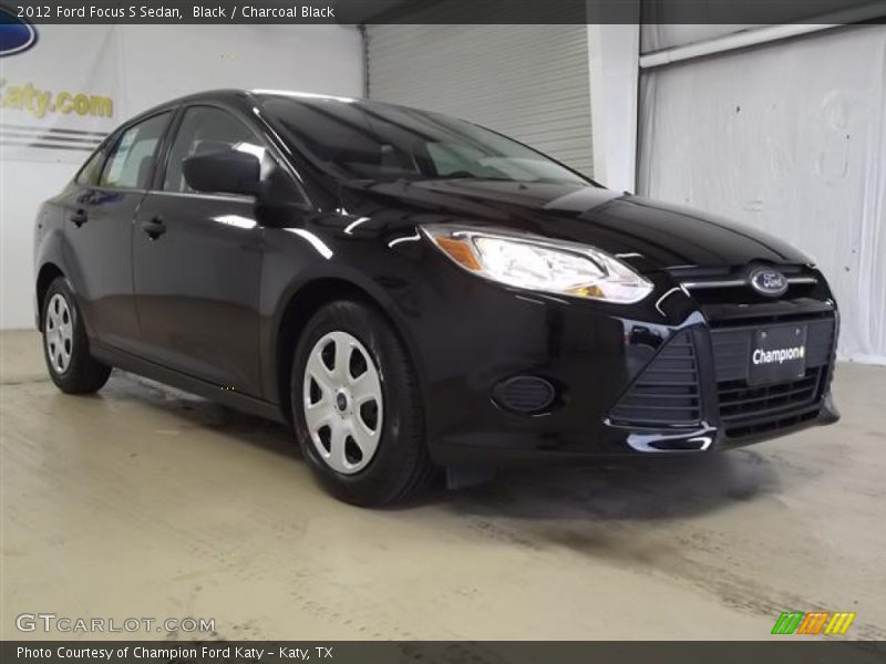 Black / Charcoal Black 2012 Ford Focus S Sedan