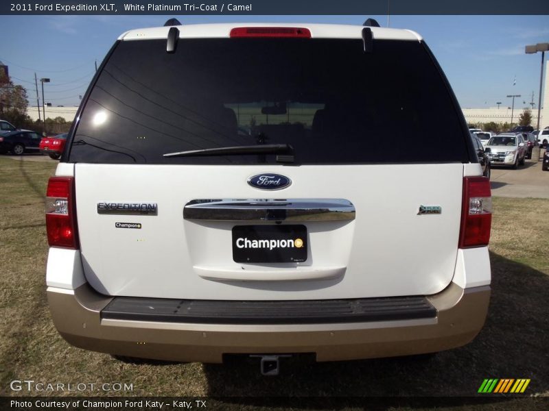 White Platinum Tri-Coat / Camel 2011 Ford Expedition XLT