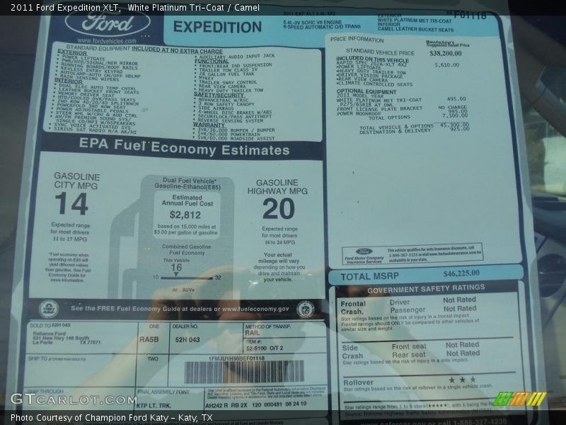 White Platinum Tri-Coat / Camel 2011 Ford Expedition XLT