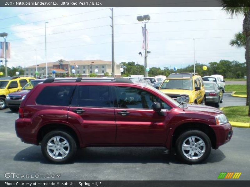 Ultra Red Pearl / Black 2007 Mitsubishi Endeavor LS