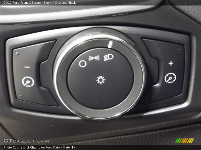 Black / Charcoal Black 2012 Ford Focus S Sedan