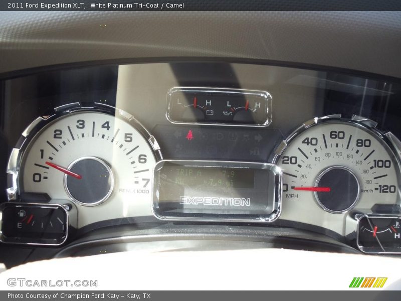 White Platinum Tri-Coat / Camel 2011 Ford Expedition XLT
