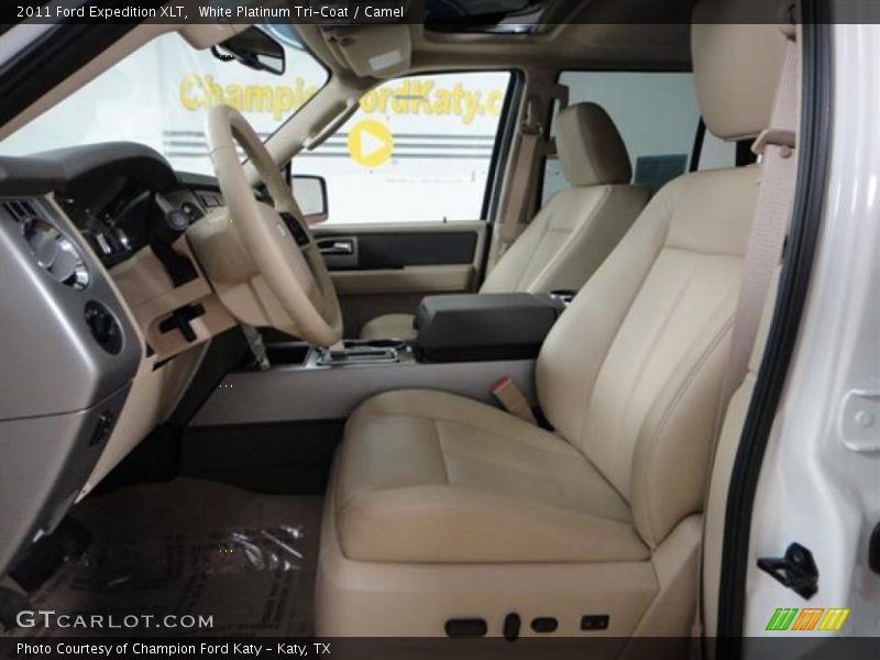 White Platinum Tri-Coat / Camel 2011 Ford Expedition XLT
