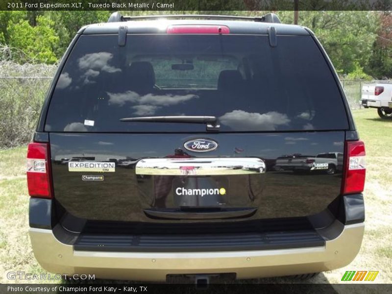 Tuxedo Black Metallic / Camel 2011 Ford Expedition XLT