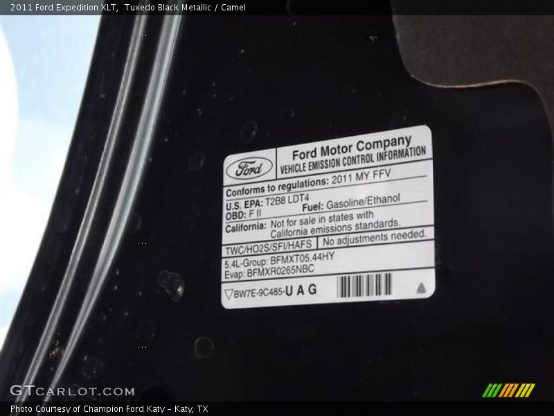 Tuxedo Black Metallic / Camel 2011 Ford Expedition XLT