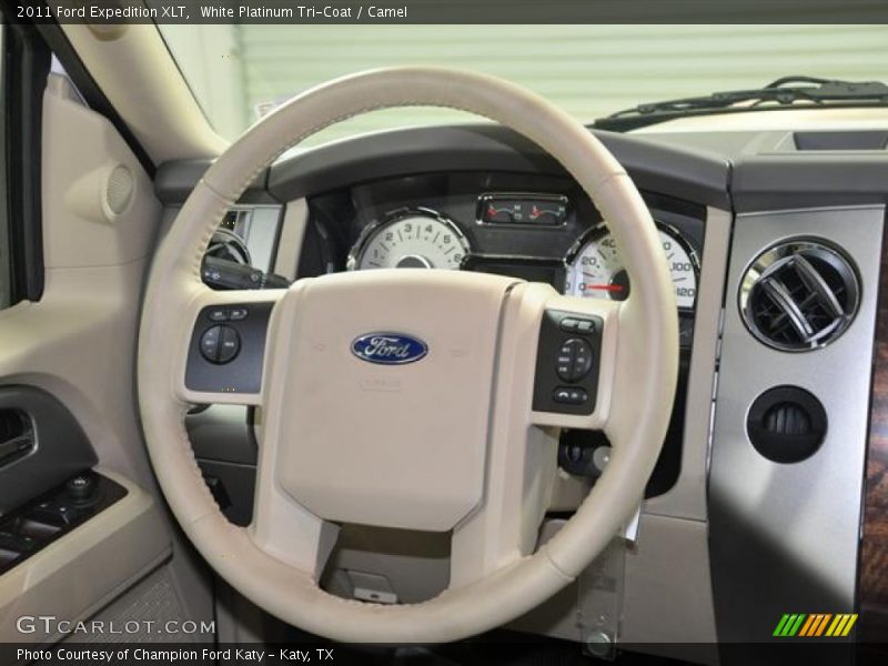 White Platinum Tri-Coat / Camel 2011 Ford Expedition XLT
