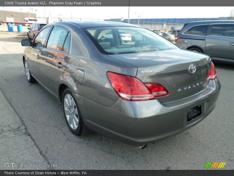 Phantom Gray Pearl / Graphite 2006 Toyota Avalon XLS