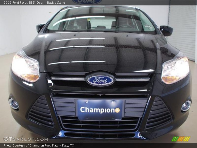 Black / Stone 2012 Ford Focus SE 5-Door
