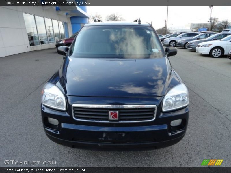 Midnight Blue Metallic / Grey 2005 Saturn Relay 3