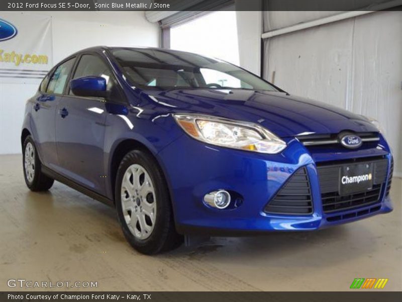 Sonic Blue Metallic / Stone 2012 Ford Focus SE 5-Door