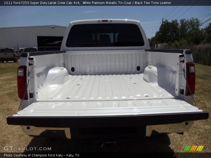 White Platinum Metallic Tri-Coat / Black Two Tone Leather 2011 Ford F250 Super Duty Lariat Crew Cab 4x4