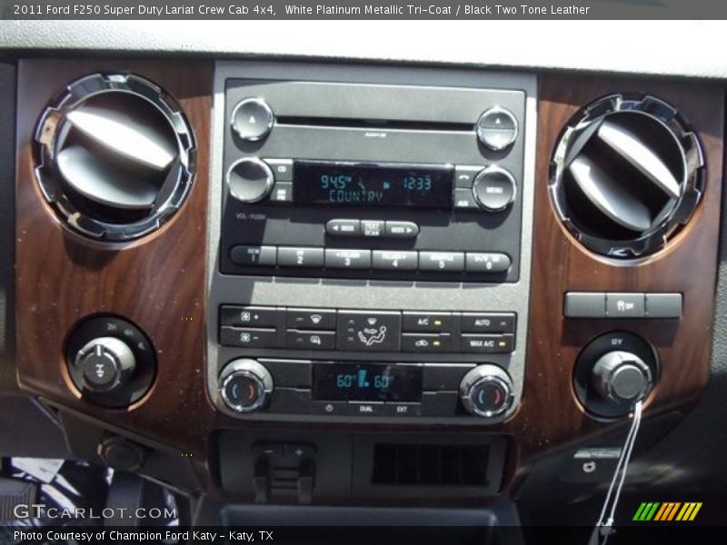 White Platinum Metallic Tri-Coat / Black Two Tone Leather 2011 Ford F250 Super Duty Lariat Crew Cab 4x4