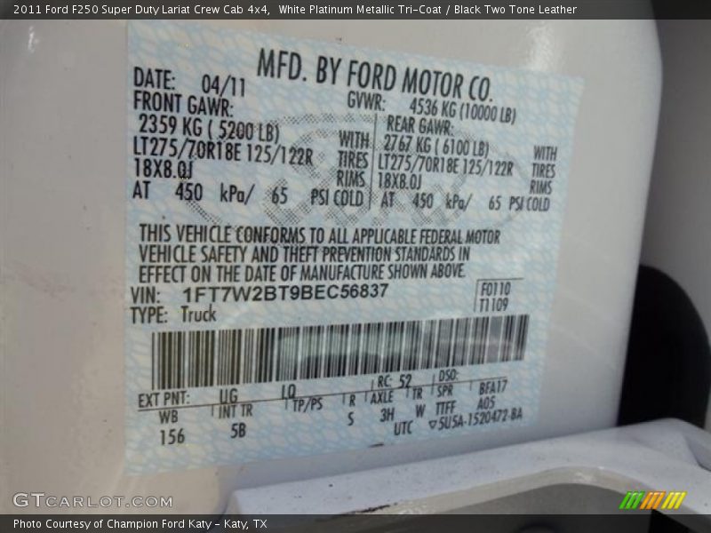 White Platinum Metallic Tri-Coat / Black Two Tone Leather 2011 Ford F250 Super Duty Lariat Crew Cab 4x4