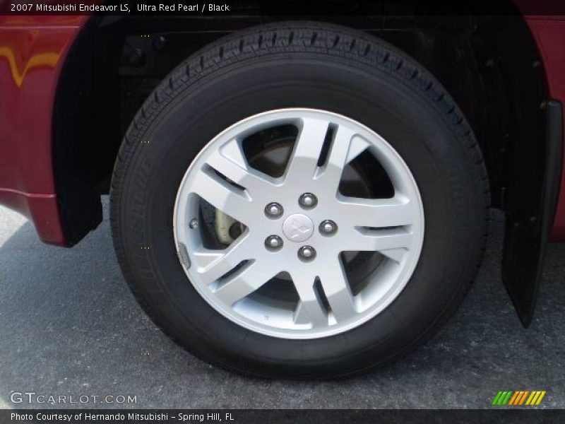 Ultra Red Pearl / Black 2007 Mitsubishi Endeavor LS