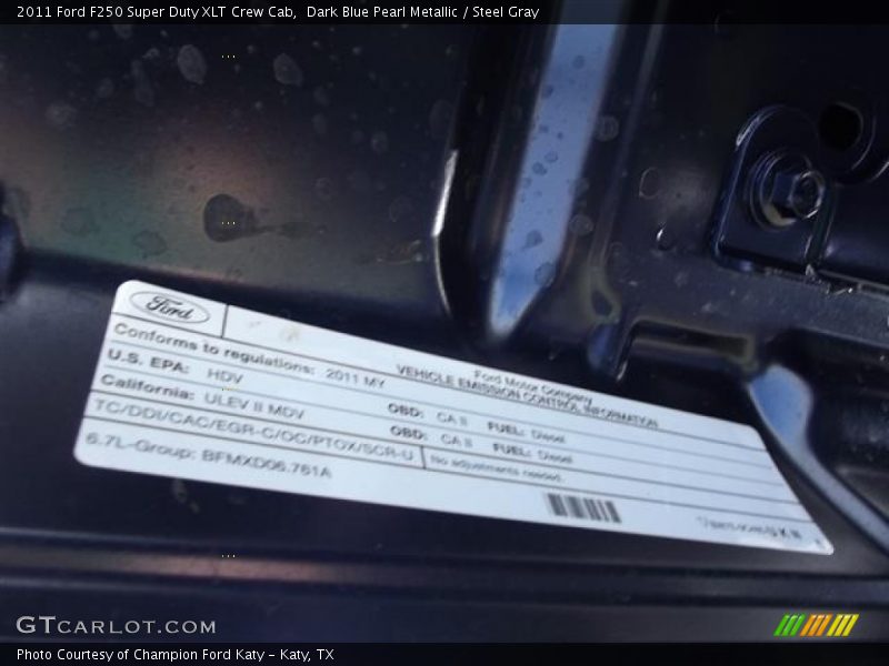 Dark Blue Pearl Metallic / Steel Gray 2011 Ford F250 Super Duty XLT Crew Cab