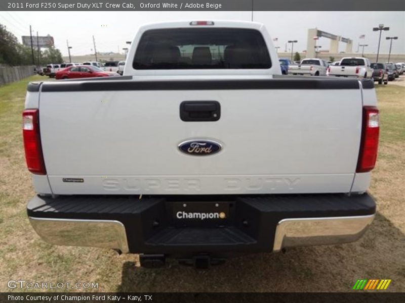 Oxford White / Adobe Beige 2011 Ford F250 Super Duty XLT Crew Cab