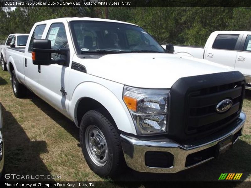 Oxford White / Steel Gray 2011 Ford F250 Super Duty XL Crew Cab