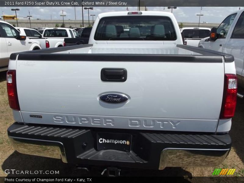 Oxford White / Steel Gray 2011 Ford F250 Super Duty XL Crew Cab