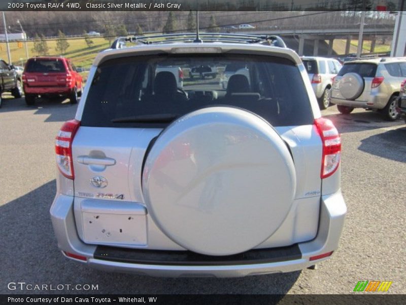 Classic Silver Metallic / Ash Gray 2009 Toyota RAV4 4WD