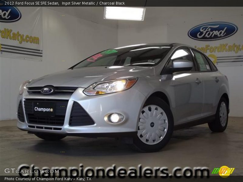 Ingot Silver Metallic / Charcoal Black 2012 Ford Focus SE SFE Sedan