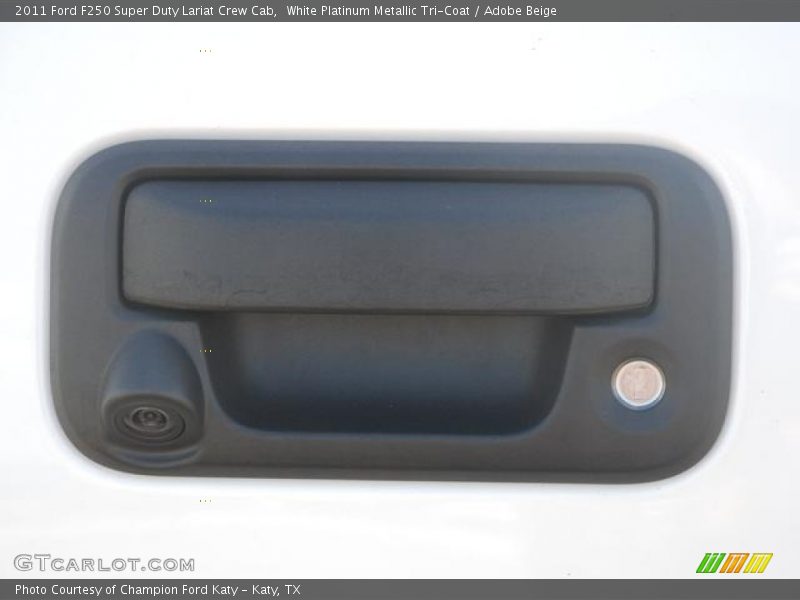 White Platinum Metallic Tri-Coat / Adobe Beige 2011 Ford F250 Super Duty Lariat Crew Cab