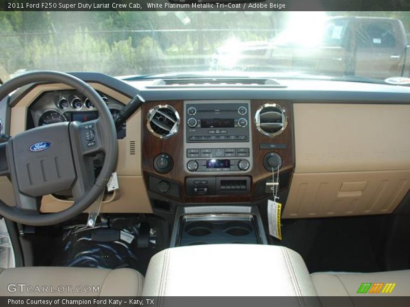 White Platinum Metallic Tri-Coat / Adobe Beige 2011 Ford F250 Super Duty Lariat Crew Cab