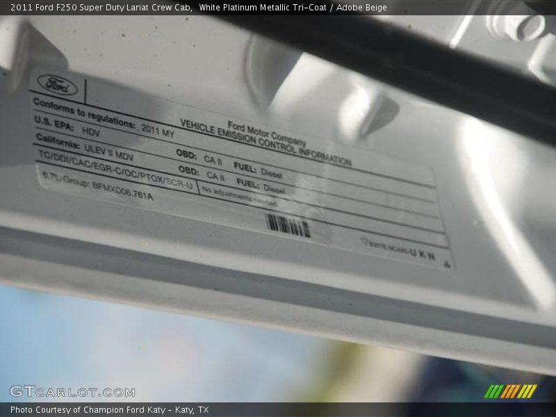 White Platinum Metallic Tri-Coat / Adobe Beige 2011 Ford F250 Super Duty Lariat Crew Cab