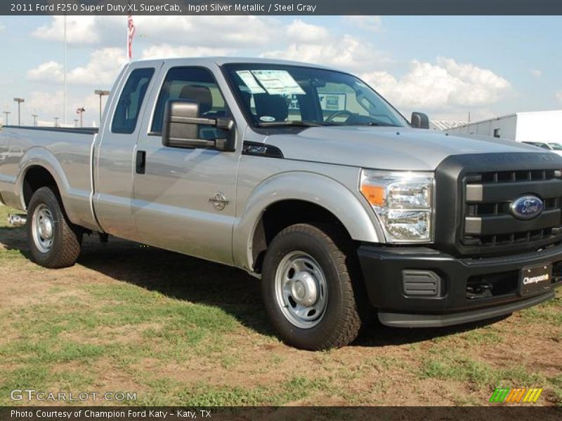 Ingot Silver Metallic / Steel Gray 2011 Ford F250 Super Duty XL SuperCab