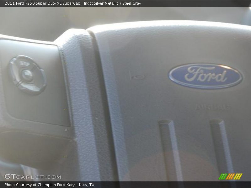 Ingot Silver Metallic / Steel Gray 2011 Ford F250 Super Duty XL SuperCab