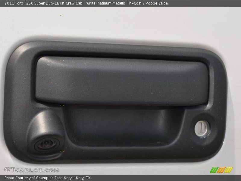 White Platinum Metallic Tri-Coat / Adobe Beige 2011 Ford F250 Super Duty Lariat Crew Cab